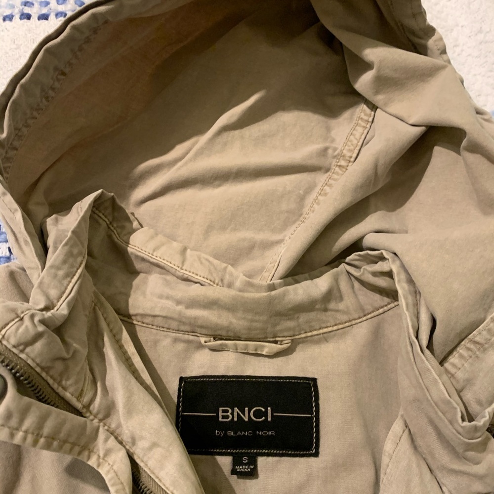 BNCI - tan jacket - Picture 2 of 2